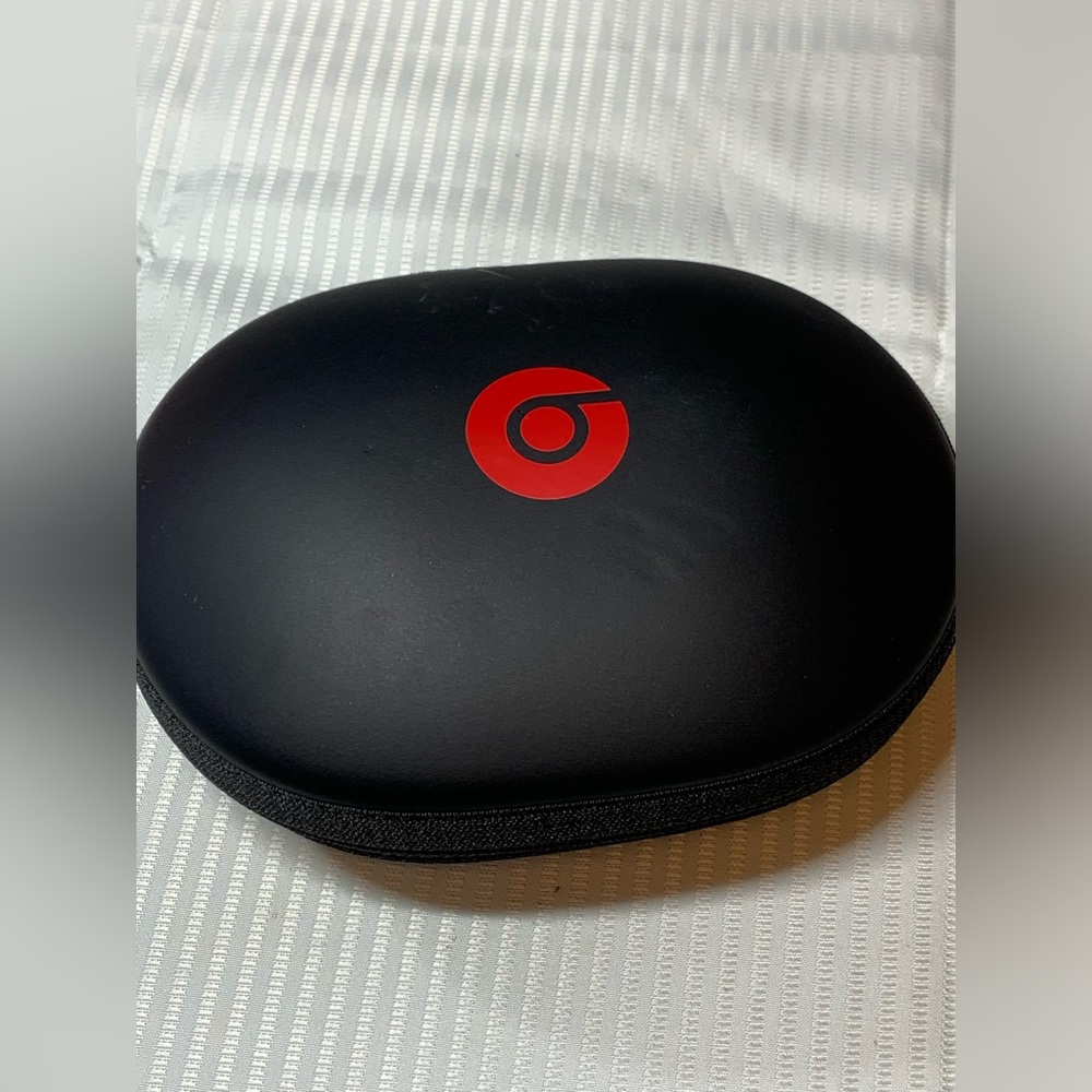 Beats By Dre Studio Over Ear Black Headphone Case CASE ONLY. EUC